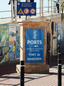 Port Benidorm sign